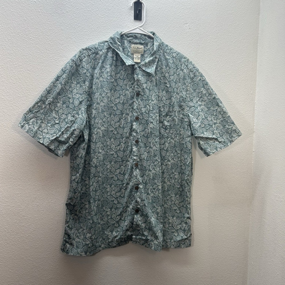 L.L. Bean Shirt Button Down Mens L Blue Traditional Fit Seashell‎ Print Hawaiian